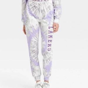 Hybrid brandNBA Lakers tie dye jogger. Preowned. Very‎ good shape